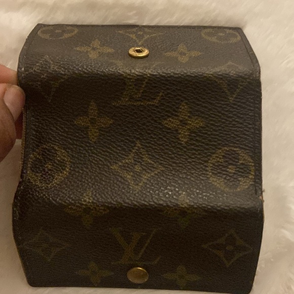 LOUIS VUITTON Monogram Vintage Multicles 4 Ring Key Holder - Picture 3 of 11